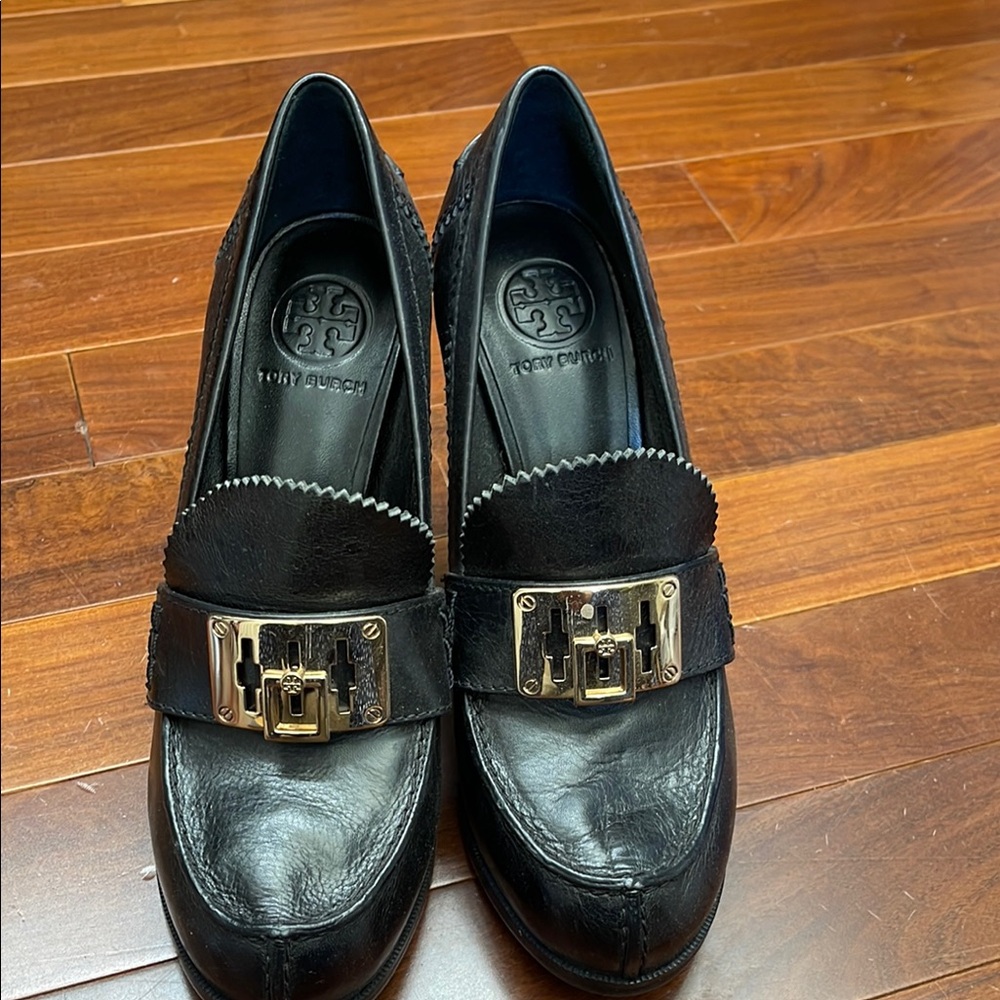 Tory Burch Black Leather Loafers for Women size 9